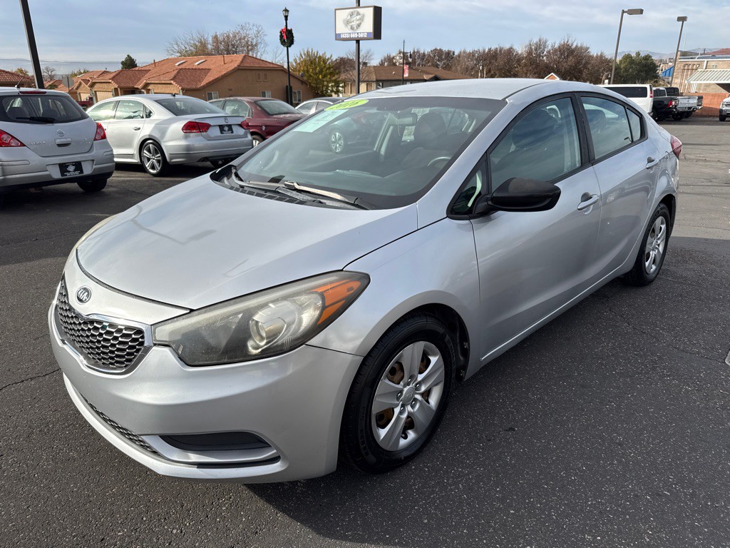 2016 Kia Forte Image 3