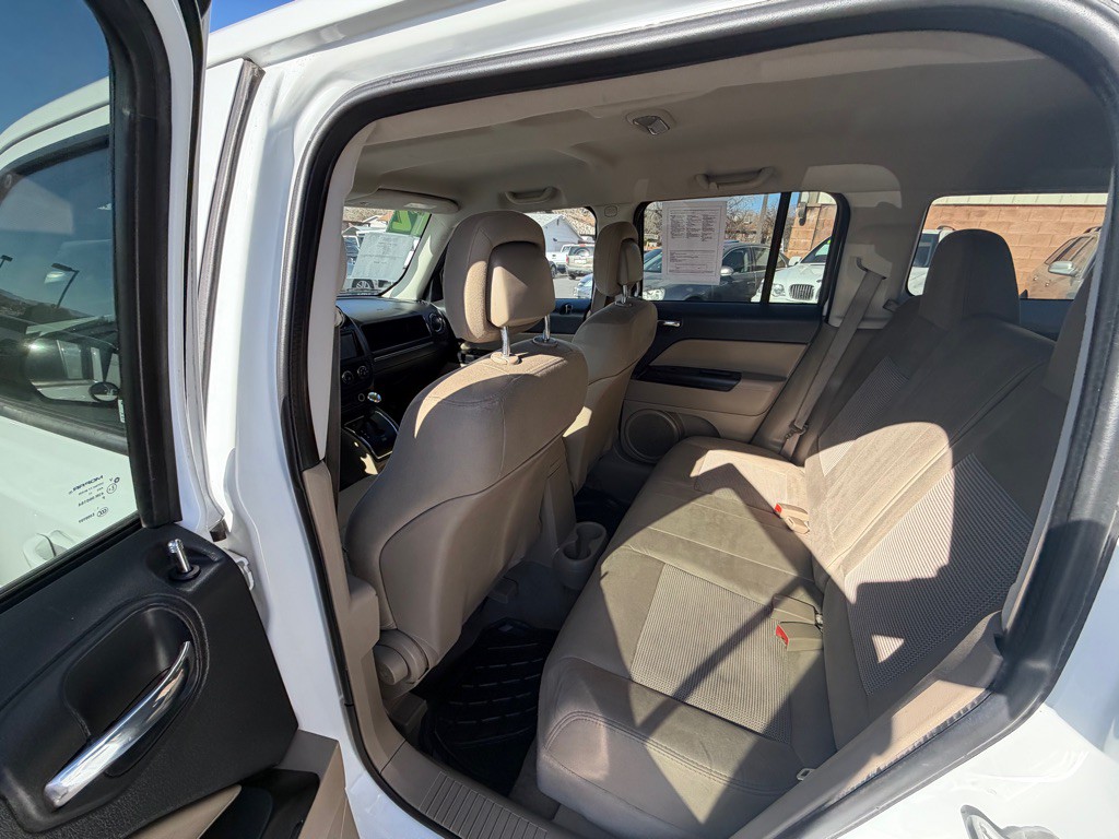 2012 Jeep Patriot Image 7