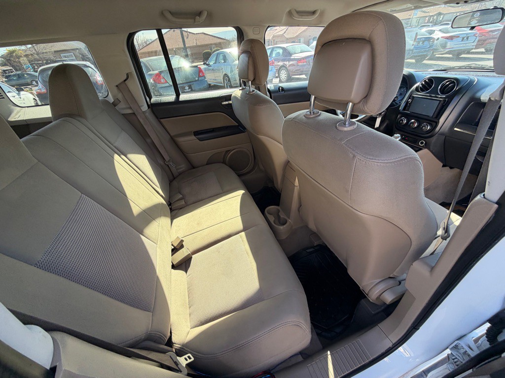 2012 Jeep Patriot Image 12