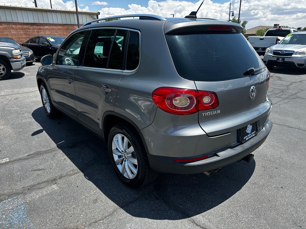 2011 Volkswagen Tiguan Image 4