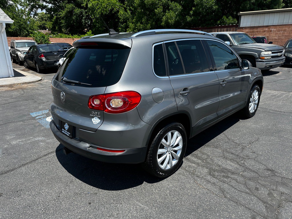 2011 Volkswagen Tiguan Image 6