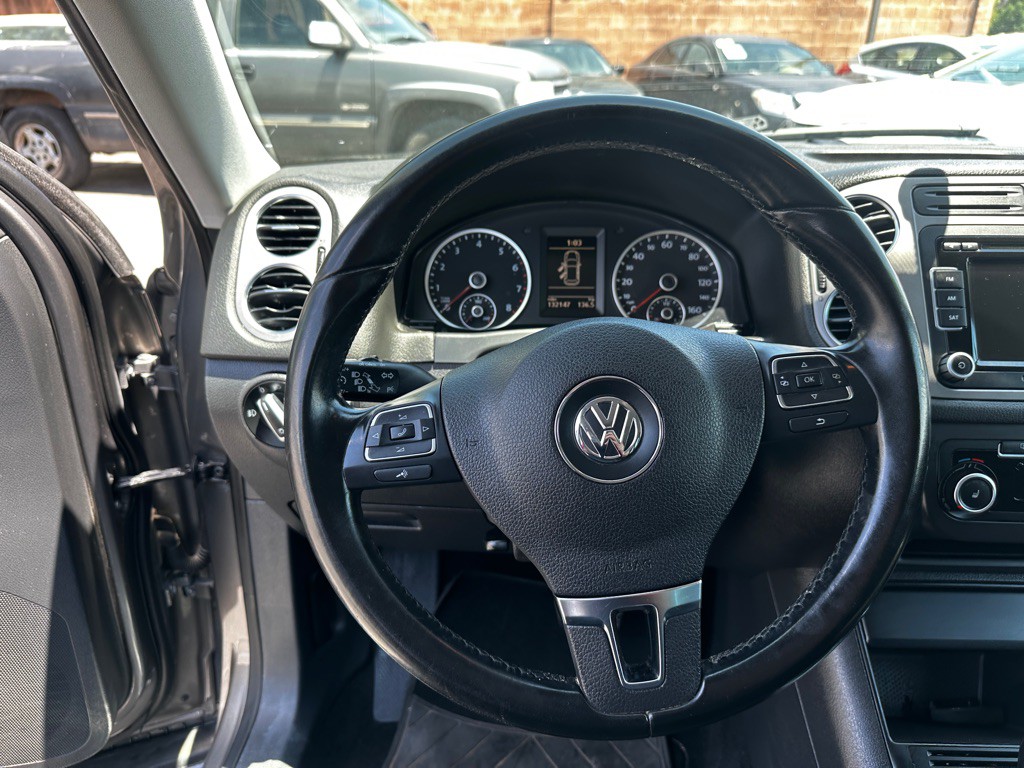 2011 Volkswagen Tiguan Image 10