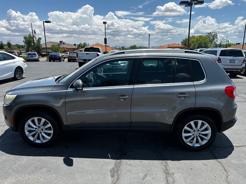 2011 Volkswagen Tiguan Image 13