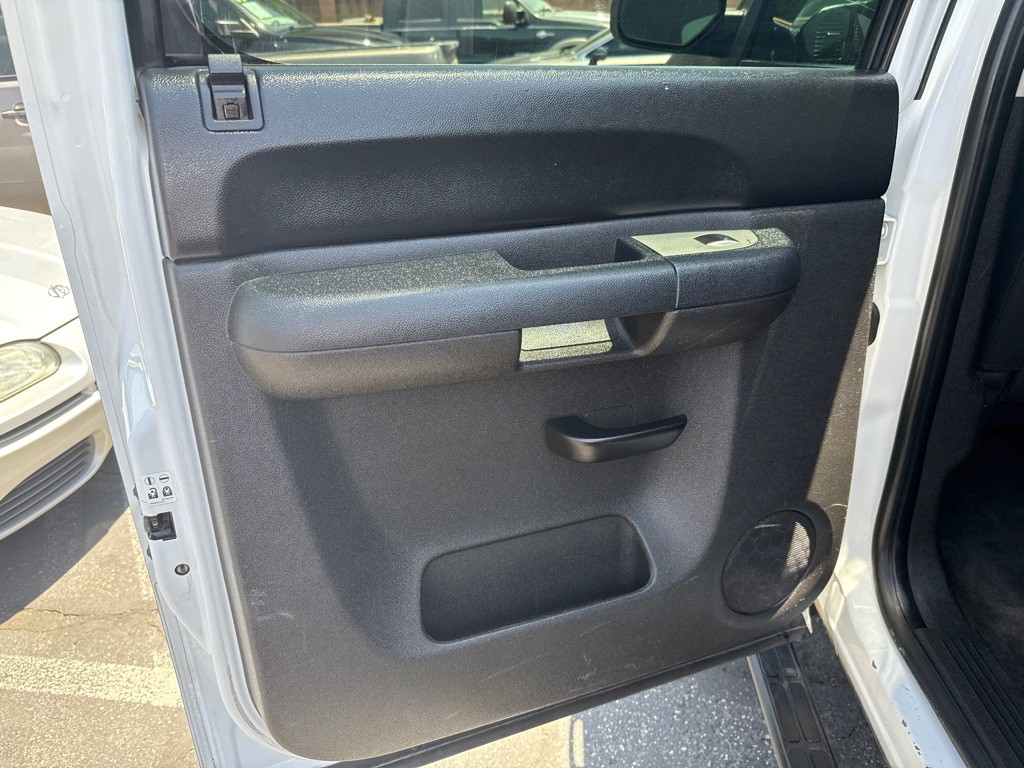 2011 Chevrolet Silverado 1500 Image 11