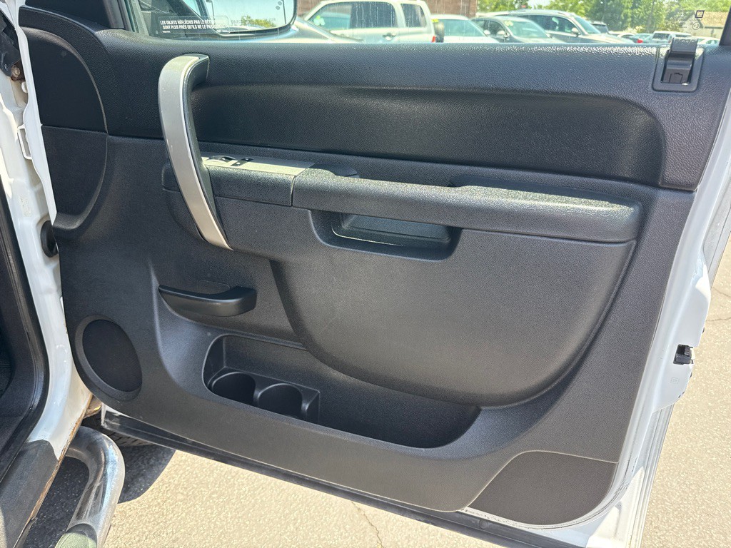 2011 Chevrolet Silverado 1500 Image 16