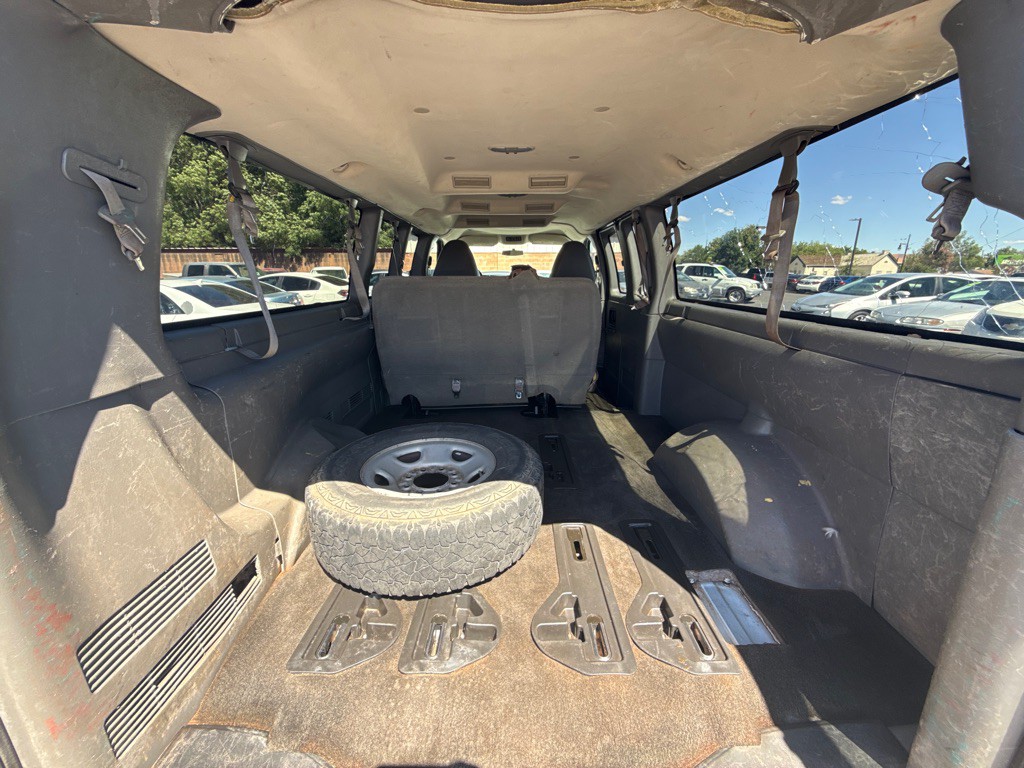 2014 Chevrolet Express Image 11