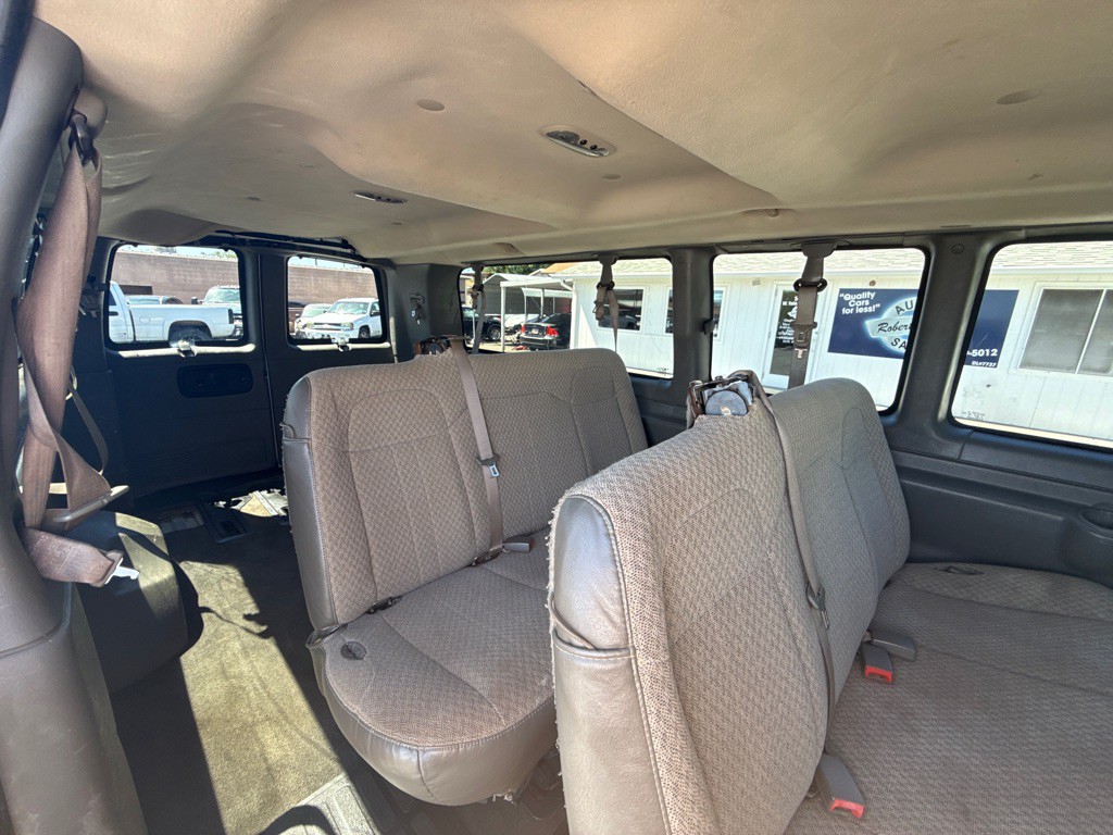 2014 Chevrolet Express Image 14