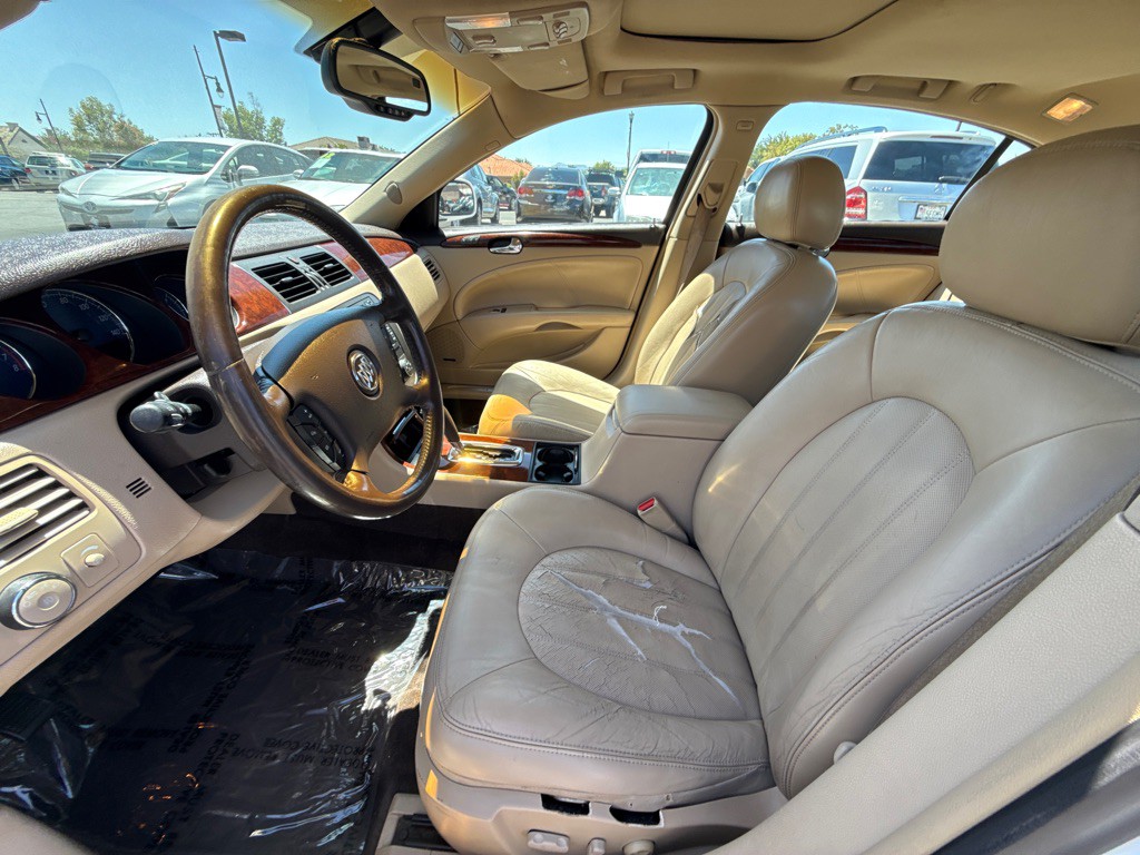 2007 Buick Lucerne Image 7