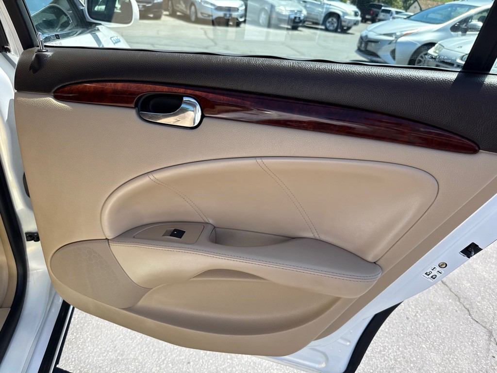 2007 Buick Lucerne Image 14