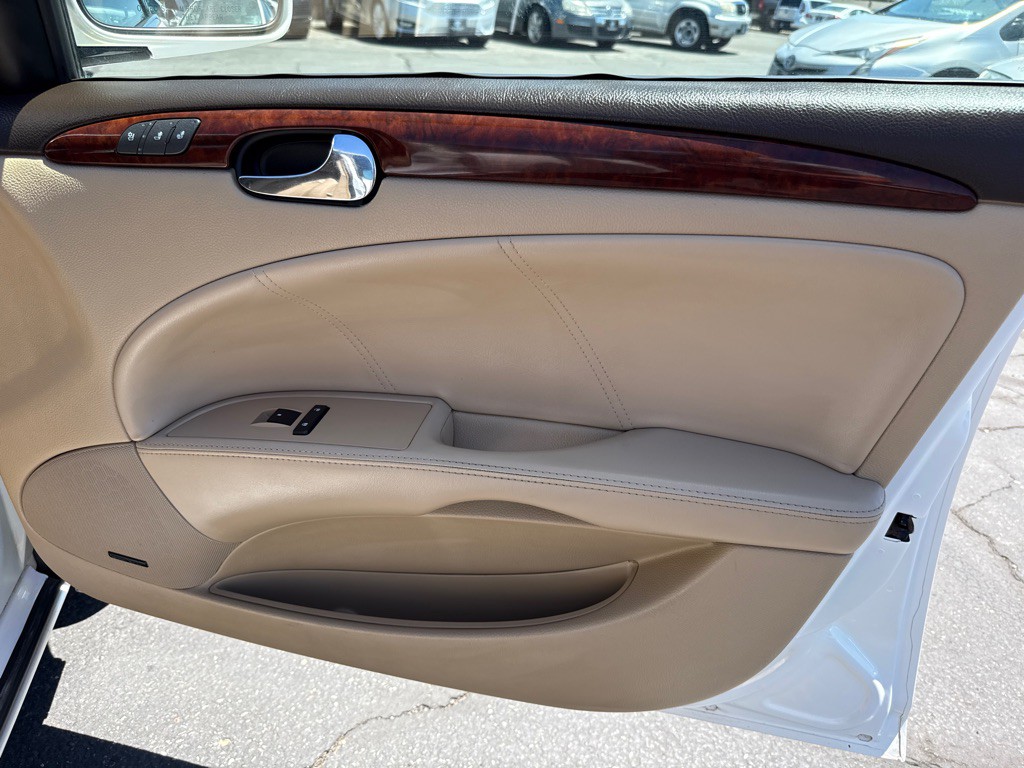 2007 Buick Lucerne Image 16