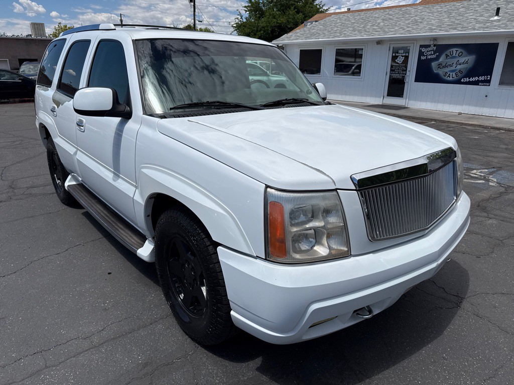 2002 Cadillac Escalade Image 1