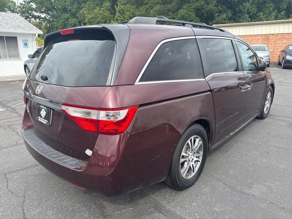 2011 Honda Odyssey Image 6