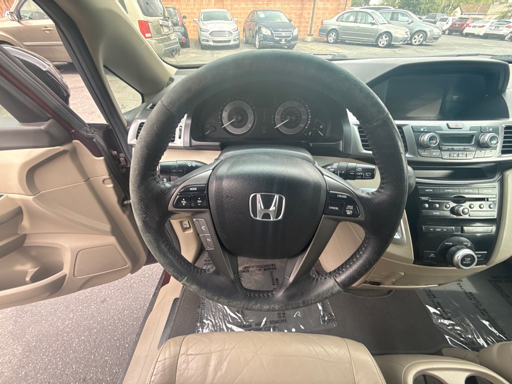 2011 Honda Odyssey Image 9
