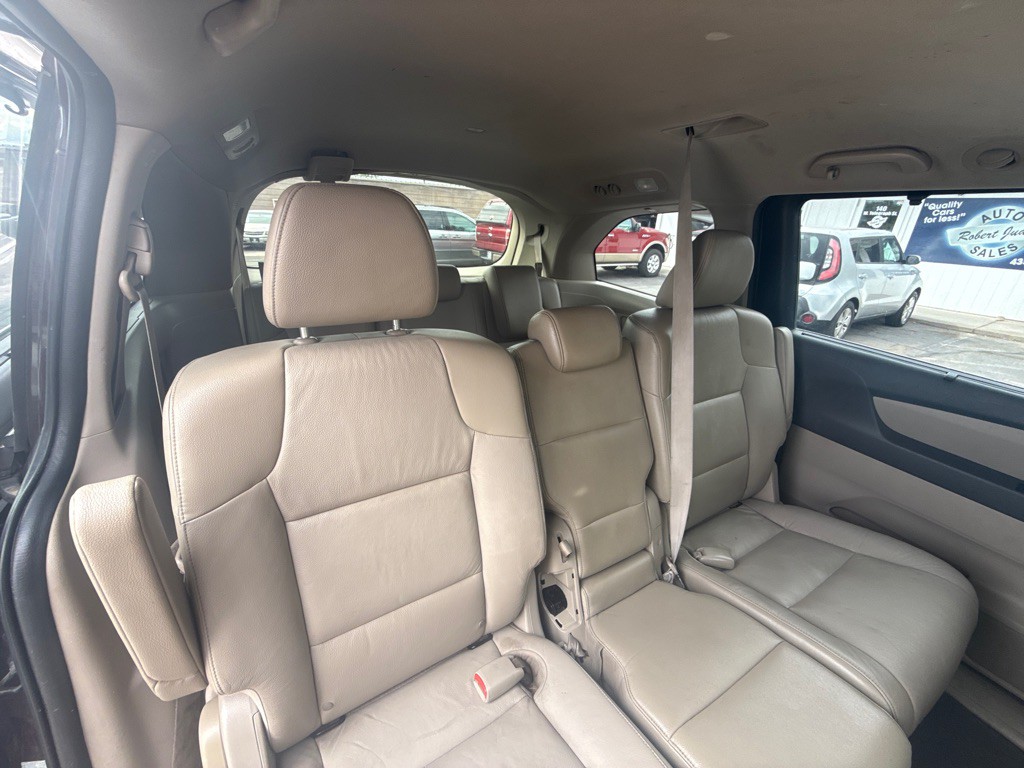 2011 Honda Odyssey Image 12