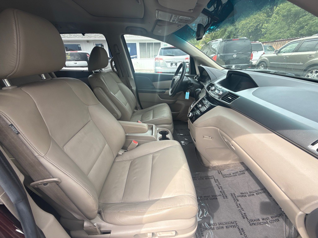 2011 Honda Odyssey Image 13