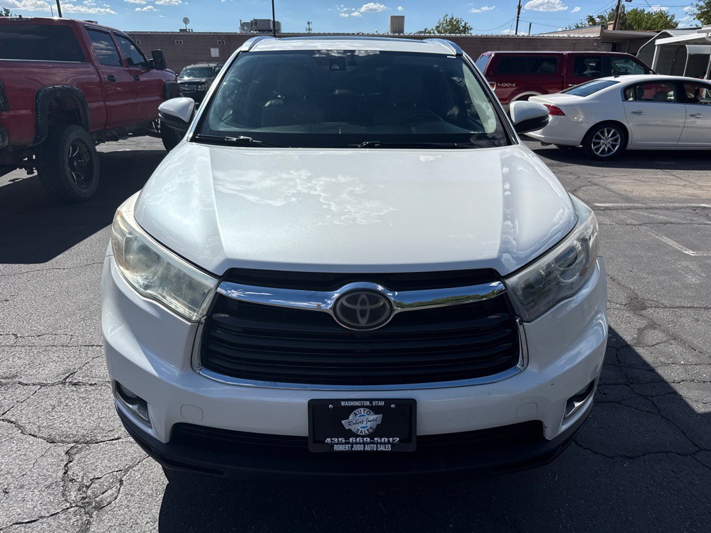 2014 Toyota Highlander Image 2