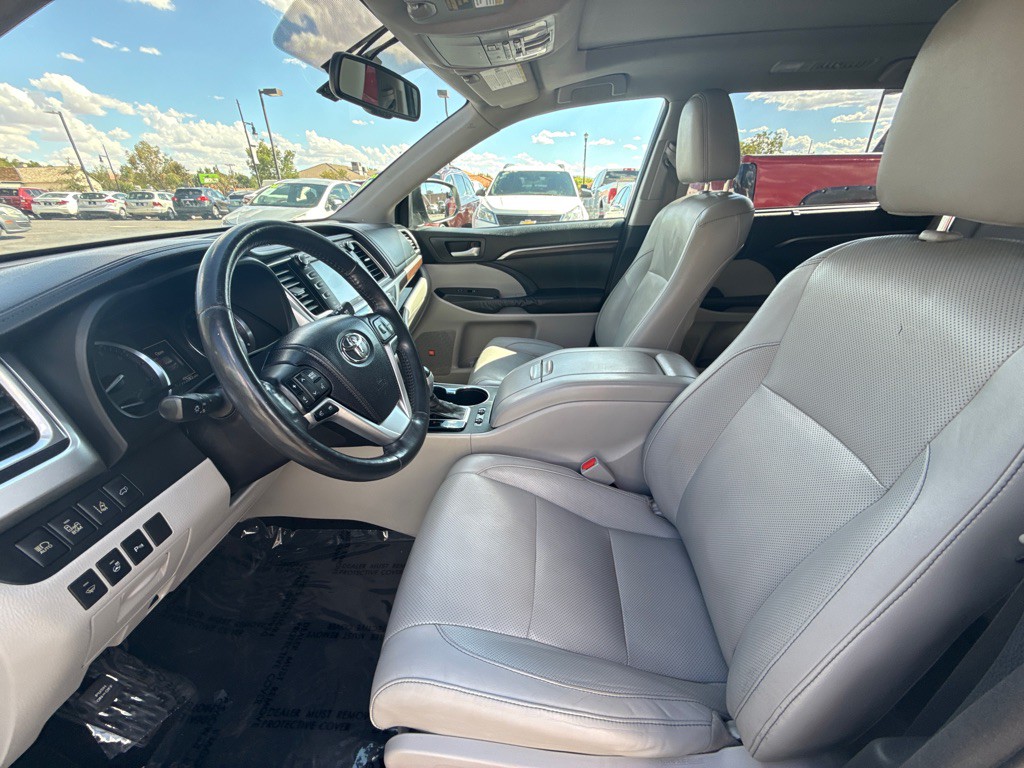 2014 Toyota Highlander Image 7