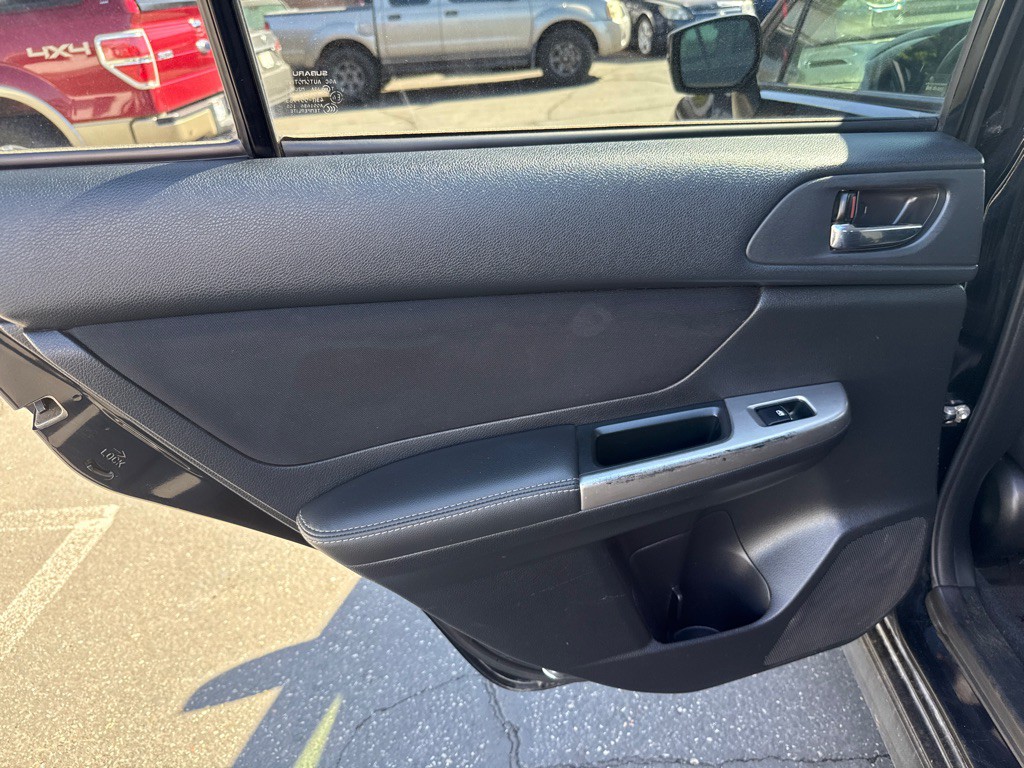 2015 Subaru Crosstrek Image 12