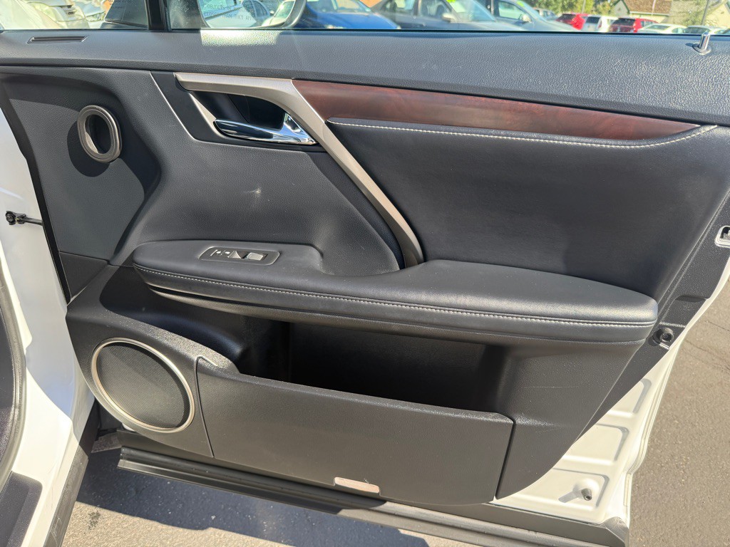 2021 Lexus RX Image 17