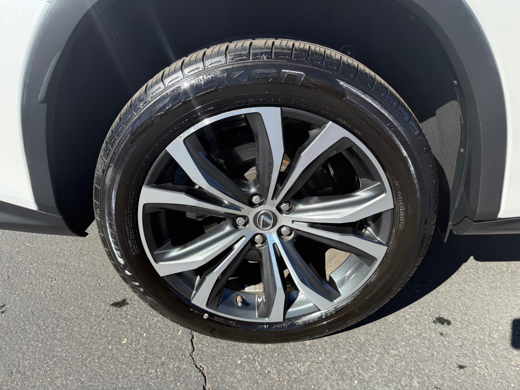 2021 Lexus RX Image 18