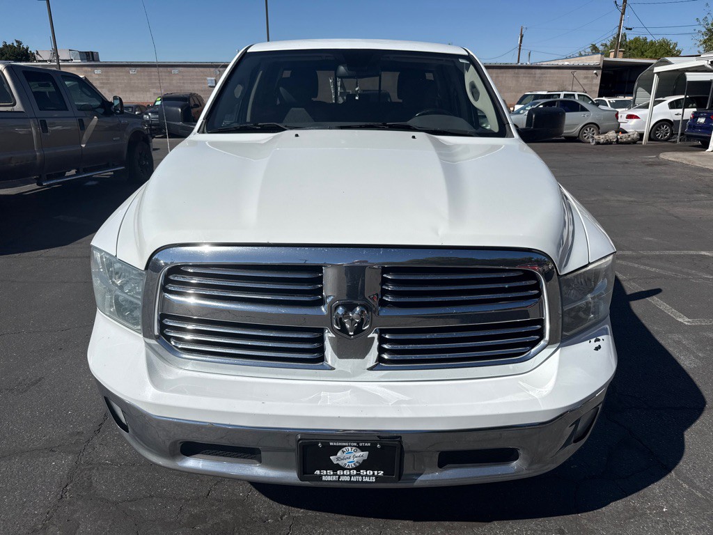 2016 RAM 1500 Image 2