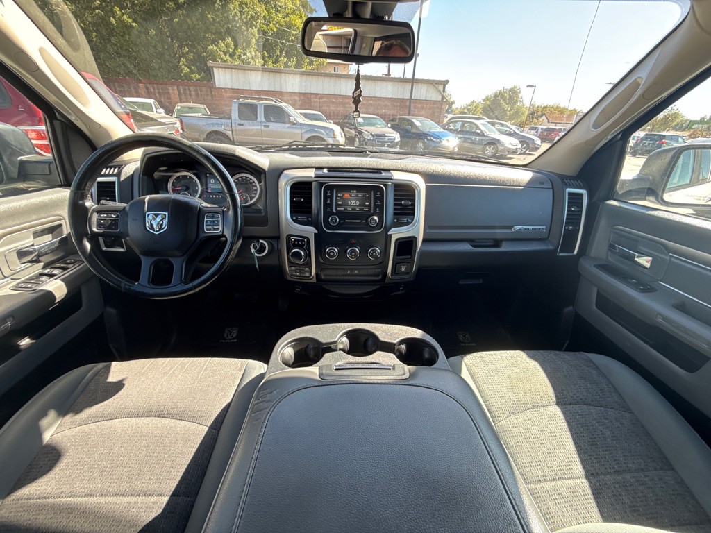 2016 RAM 1500 Image 12