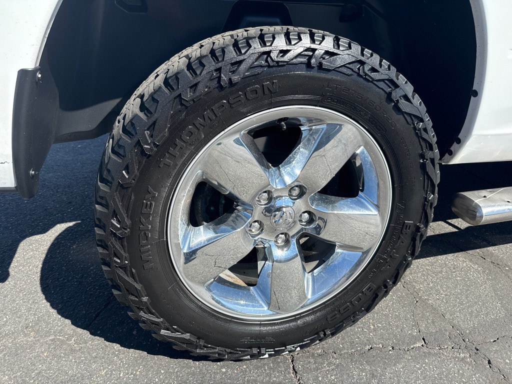 2016 RAM 1500 Image 17