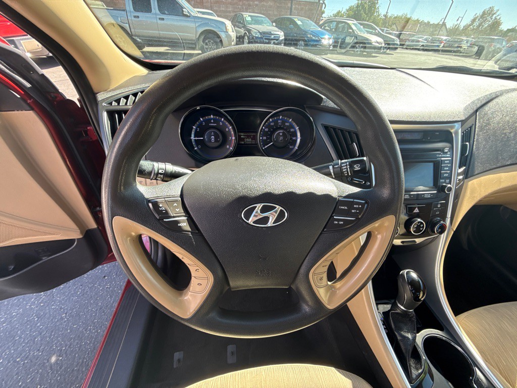 2014 Hyundai Sonata Image 9