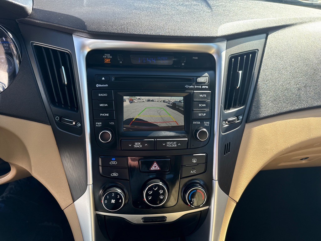 2014 Hyundai Sonata Image 10