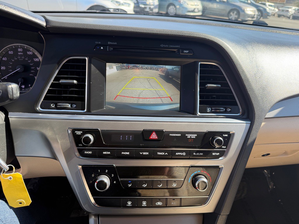 2016 Hyundai Sonata Image 10