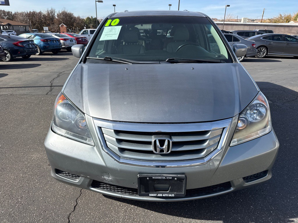 2010 Honda Odyssey Image 2