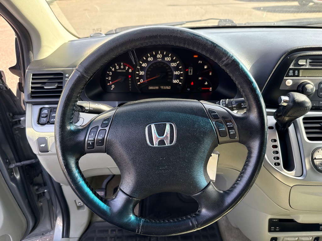 2010 Honda Odyssey Image 9