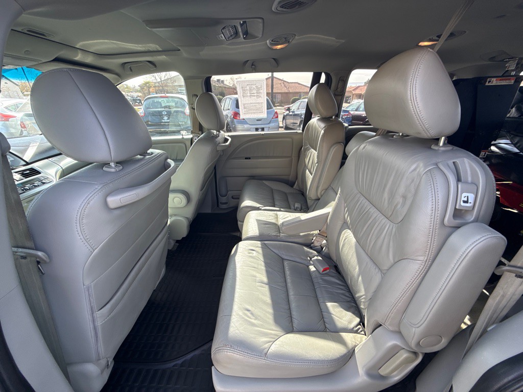 2010 Honda Odyssey Image 10