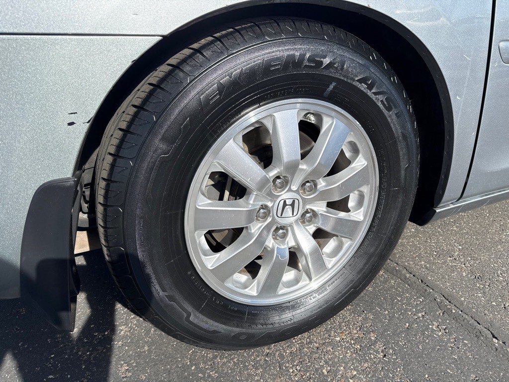 2010 Honda Odyssey Image 15