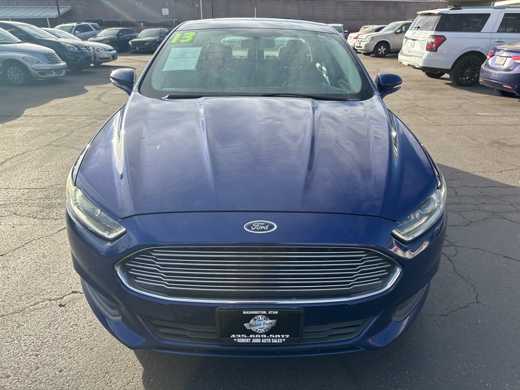 2013 Ford Fusion Image 2
