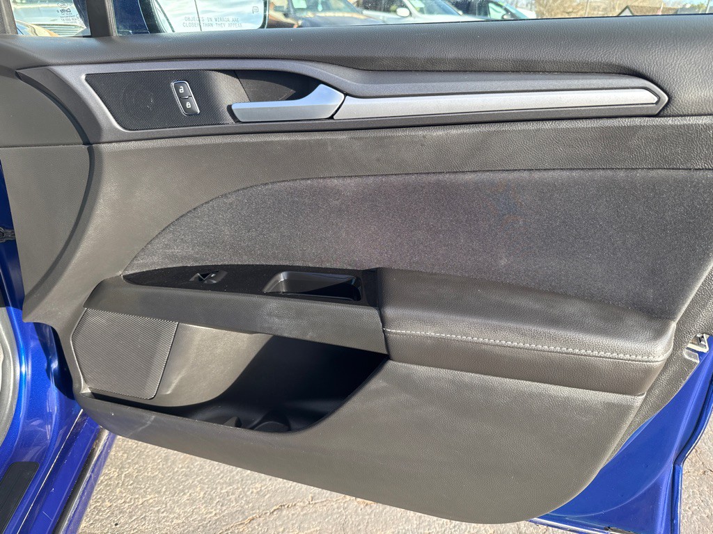 2013 Ford Fusion Image 16