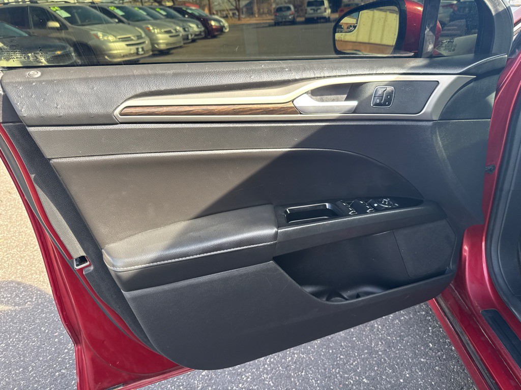 2014 Ford Fusion Image 8