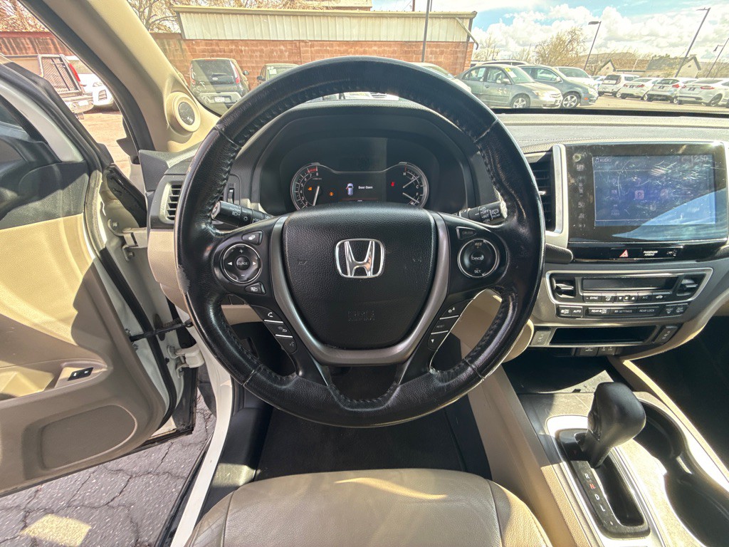 2016 Honda Pilot Image 8