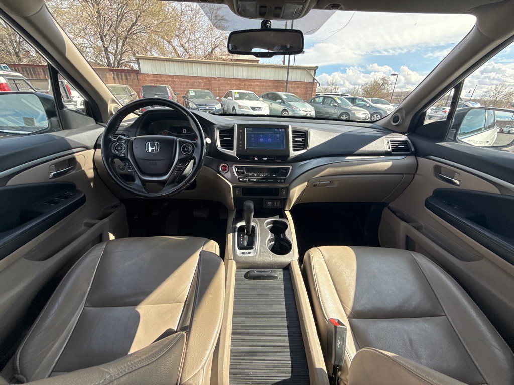 2016 Honda Pilot Image 12