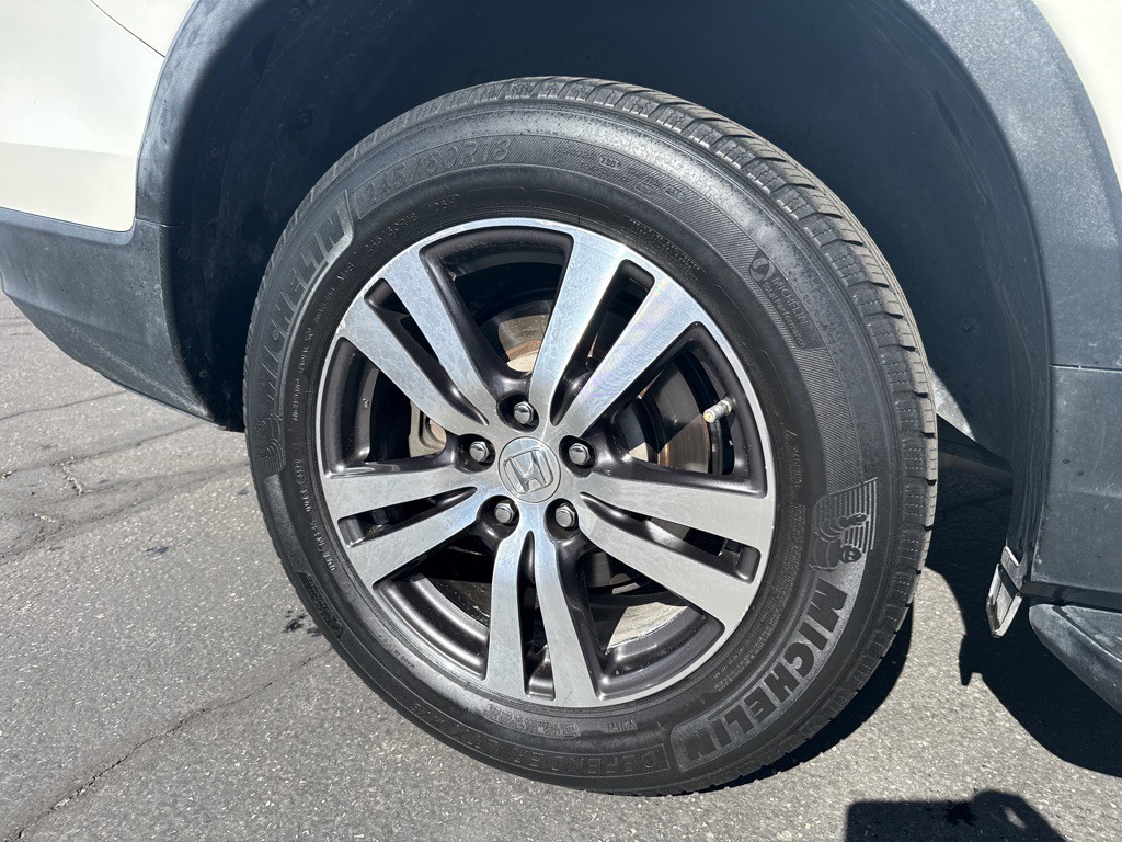 2016 Honda Pilot Image 18