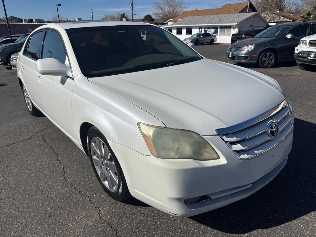 2006 Toyota Avalon Image 1