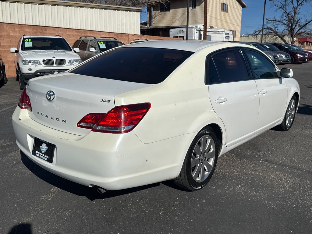 2006 Toyota Avalon Image 6