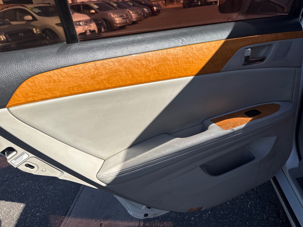 2006 Toyota Avalon Image 11