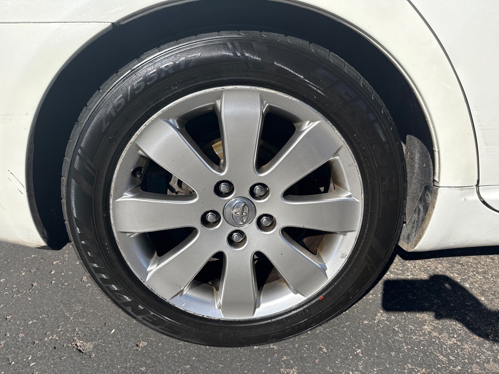 2006 Toyota Avalon Image 17