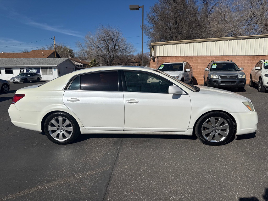2006 Toyota Avalon Image 19