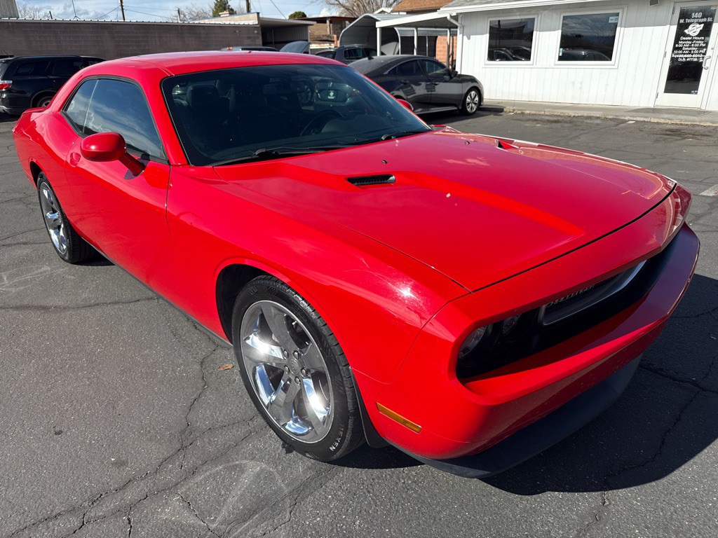 2014 Dodge Challenger Image 1