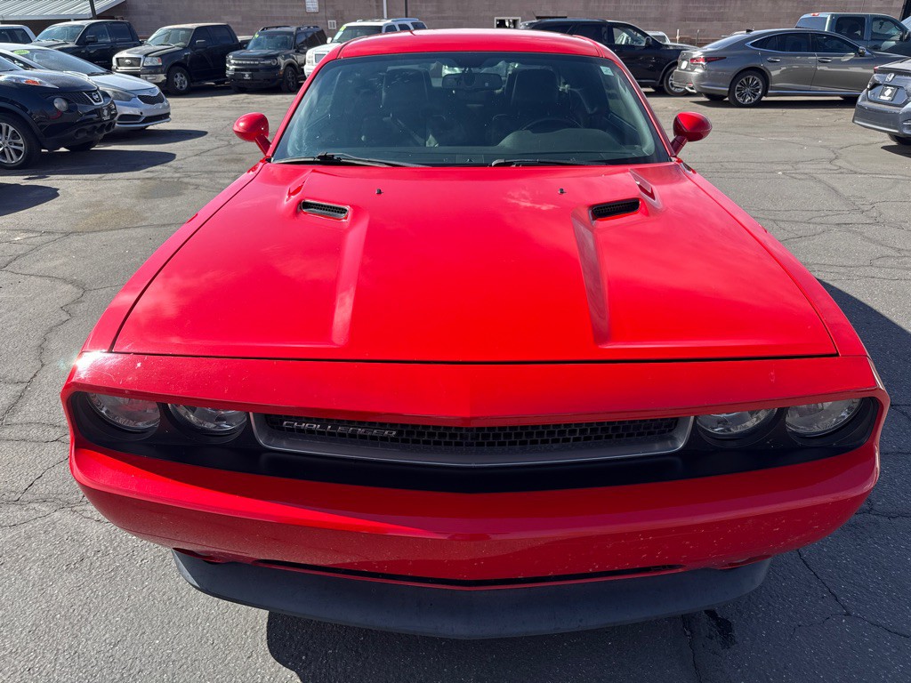 2014 Dodge Challenger Image 2