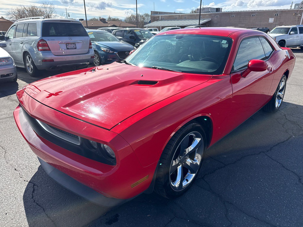 2014 Dodge Challenger Image 3