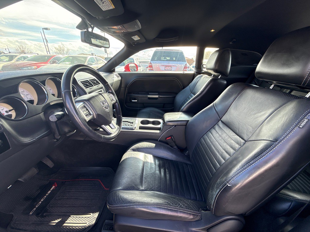 2014 Dodge Challenger Image 7