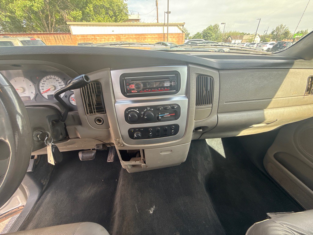 2005 Dodge Ram 2500 Image 10